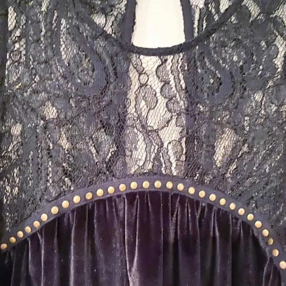 Urban Outfitter's Dress Trapeze Black Velvet Lace Witchy Sihouette Dark …